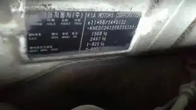 Véhicule à la ferraille kia rio ls berlina de l'année 2005 alimenté 