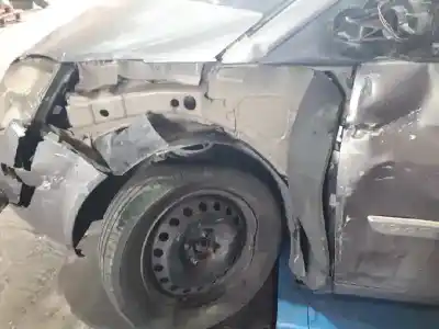 Veicolo di demolizione renault scenic ii authentique dell'anno 2003 alimentato 