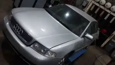 Veículo de Sucata AUDI A4 BERLINA (B5) 1.8 T do ano 1999 alimentado APU