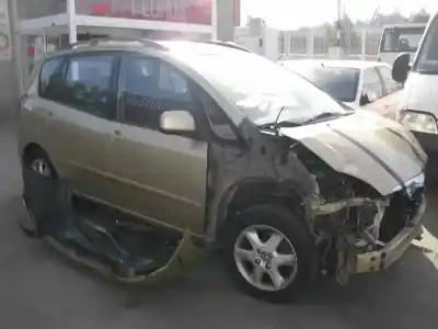 Veículo de Sucata toyota corolla verso (e12) 1.8 linea sol do ano 2002 alimentado 1zzfe