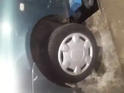Здавання транспортного засобу renault clio ii fase ii (b/cb0) community року 2005 потужний 