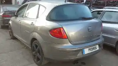 Sloopvoertuig seat toledo (5p2) exclusive van het jaar 2004 aangedreven bkd