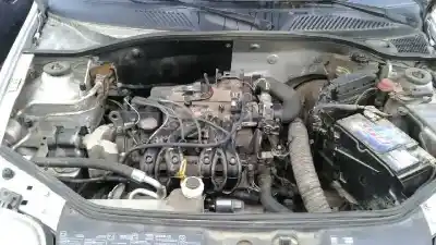 Здавання транспортного засобу renault clio ii fase i (b/cbo) 1.2 року 2001 потужний  Здавання транспортного засобу renault clio ii fase i (b/cbo) 1.2 року 2001 потужний