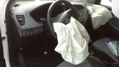 Veículo de Sucata hyundai i20 i (pb, pbt) 1.4 crdi do ano 2016 alimentado d4fc