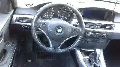 Veículo de Sucata bmw serie 3 berlina (e90) 320d do ano 2007 alimentado n47d20a