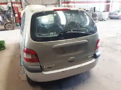 Scrapping Vehicle renault scenic (ja..) 1.9 dci authentique of the year 2002 powered 