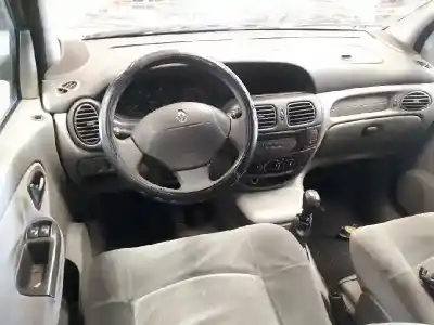 Scrapping Vehicle renault scenic (ja..) 1.9 dci authentique of the year 2002 powered 