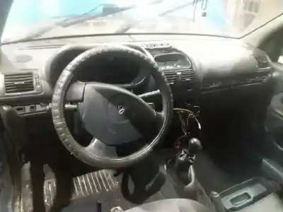 Утилизация автомобиля renault clio ii fase ii (b/cb0) authentique года 2001 питание 
