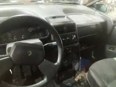 Scrapping Vehicle renault espace (j63) 2.1 td helios 88 cv / 65 kw of the year 1995 powered 