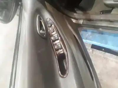 Sloopvoertuig daewoo leganza 2.0 cdx van het jaar 1998 aangedreven 