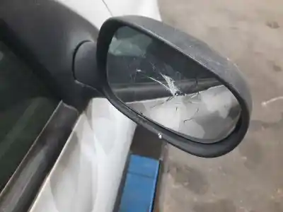 Veicolo di demolizione renault clio ii fase i (b/cbo) 1.9 d alize dell'anno 1999 alimentato f8q630 Veicolo di demolizione renault clio ii fase i (b/cbo) 1.9 d alize dell'anno 1999 alimentato f8q630