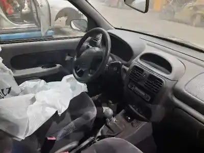 Veicolo di demolizione renault clio ii fase i (b/cbo) 1.9 d alize dell'anno 1999 alimentato f8q630 Veicolo di demolizione renault clio ii fase i (b/cbo) 1.9 d alize dell'anno 1999 alimentato f8q630