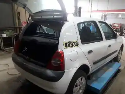 Veículo de Sucata renault clio ii fase ii (b/cb0) authentique do ano 2005 alimentado  Veículo de Sucata renault clio ii fase ii (b/cb0) authentique do ano 2005 alimentado