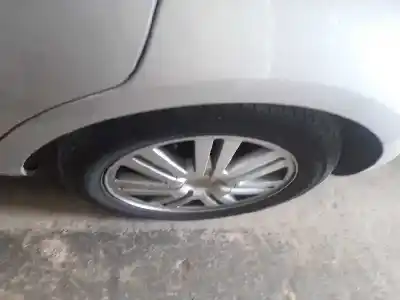 Здавання транспортного засобу ford focus c-max (cap) ghia (d) року 2005 потужний g6da