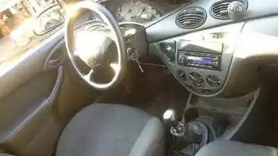 Scrapping Vehicle ford focus turnier (cak) ambiente of the year 2002 powered c9db