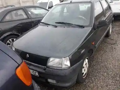 Veículo de Sucata RENAULT CLIO I FASE I+II (B/C57) 1.8 Baccara do ano 1993 alimentado 