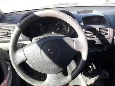 Утилизация автомобиля renault clio ii fase ii (b/cb0) base authentique года 2004 питание 