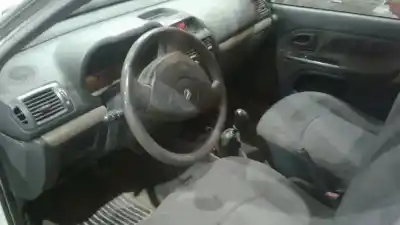 Утилизация автомобиля renault clio ii fase ii (b/cb0) authentique года 2005 питание 