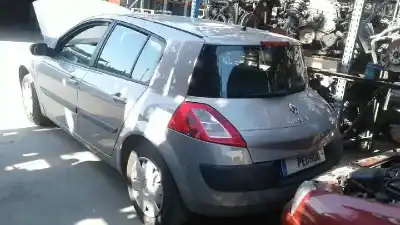 Hurda Aracı renault megane ii sedán (lm0/1_) 1.9 dci (lm0g lm1g lm2c) yılın 2003 güçlü f9q800
