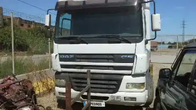 Veículo de Sucata daf serie 85 cf .430 euro 1/2 fsafe / 3800 / 18.0 / 4x2 ( larga distancia do ano 2001 alimentado xe315c