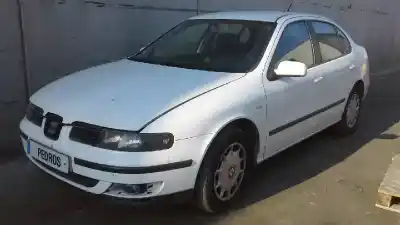 Vehículo de desguace SEAT TOLEDO (1M2) Signo del año 1999 con motor AHF