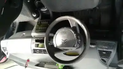 Veículo de Sucata citroen c4 coupe collection do ano 2006 alimentado 9hy(dv6ted4)