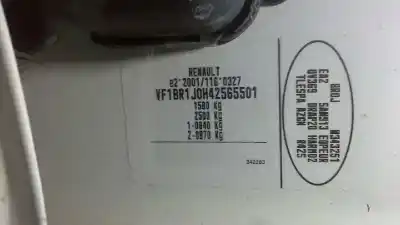 Véhicule à la ferraille renault clio iii exception de l'année 2010 alimenté d4f740