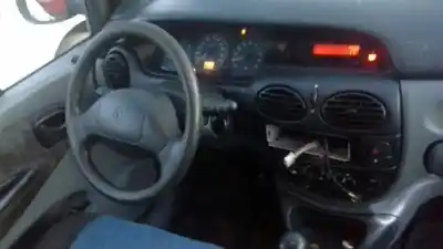 Scrapping Vehicle renault megane i scenic (ja0) 1.9 d alize of the year 1999 powered f8q788