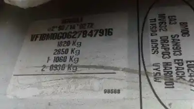 Hurda Aracı renault megane ii sedán (lm0/1_) 1.9 dci (lm0g lm1g lm2c) yılın 2003 güçlü f9q800