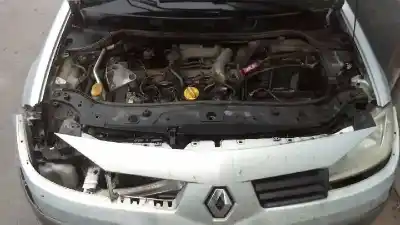 Hurda Aracı renault megane ii sedán (lm0/1_) 1.9 dci (lm0g lm1g lm2c) yılın 2003 güçlü f9q800