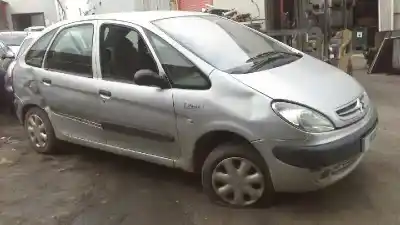 Vehículo de desguace CITROEN XSARA PICASSO 2.0 HDi CAT (RHY / DW10TD) del año 2001 con motor RHY