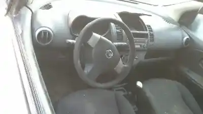 Veicolo di demolizione nissan note (e11e) acenta dell'anno 2006 alimentato cr14de