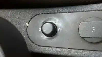 Scrapping Vehicle seat leon (1p1) reference of the year 2005 powered bse