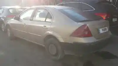 Sloopvoertuig ford mondeo berlina (ge) ambiente van het jaar 2001 aangedreven d6ba