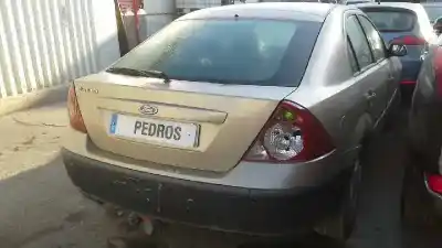 Sloopvoertuig ford mondeo berlina (ge) ambiente van het jaar 2001 aangedreven d6ba