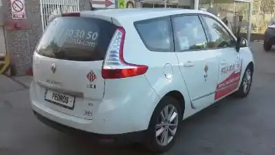 Veículo de Sucata renault scenic iii grand bose edition do ano 2012 alimentado m9r615