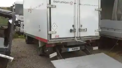 Veículo de Sucata nissan cabstar e basculante tl 110.35 do ano 1999 alimentado bd30t