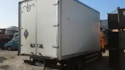 Sloopvoertuig nissan atleon 110.56 van het jaar 2006 aangedreven bd30t