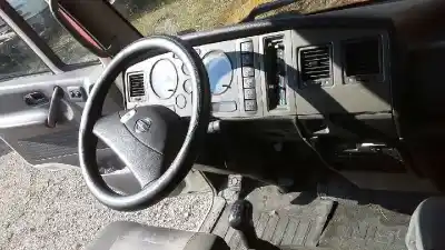 Sloopvoertuig nissan atleon 110.56 van het jaar 2006 aangedreven bd30t