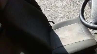 Sloopvoertuig nissan atleon 110.56 van het jaar 2006 aangedreven bd30t