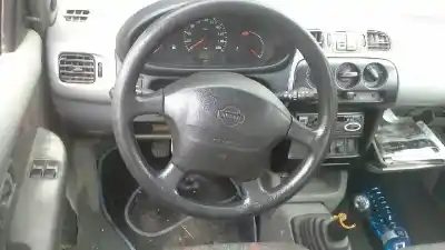 Scrapping Vehicle nissan micra (k11) básico (k11) of the year 1999 powered cg10de