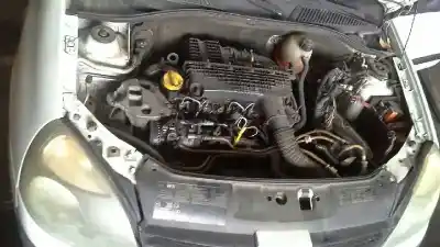 Здавання транспортного засобу renault clio ii fase ii (b/cb0) confort expression року 2005 потужний k9k