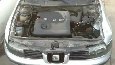 Здавання транспортного засобу seat leon (1m1) signo року 2001 потужний azd