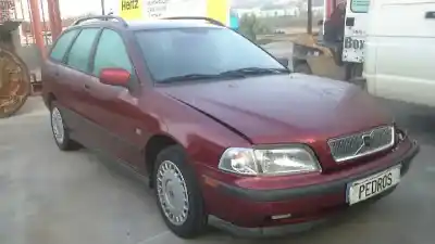 Scrapping Vehicle VOLVO V40 FAMILIAR 1.6 Evolution of the year 1998 powered B4164S