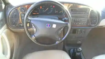 Vehicul casat saab 9-3 berlina 2.0 t se al anului 2001 alimentat b205e