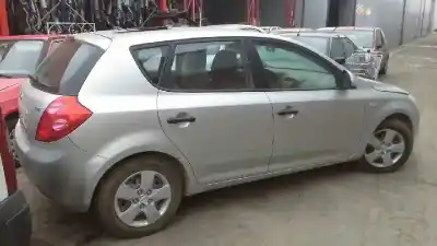 Sloopvoertuig kia pro cee´d (ed) 1.6 crdi 90 van het jaar 2010 aangedreven d4fbl
