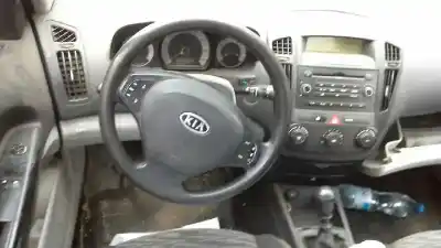 Sloopvoertuig kia pro cee´d (ed) 1.6 crdi 90 van het jaar 2010 aangedreven d4fbl