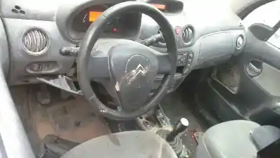 Veículo de Sucata citroen c3 1.4 hdi exclusive do ano 2004 alimentado 8hx(dv4td)