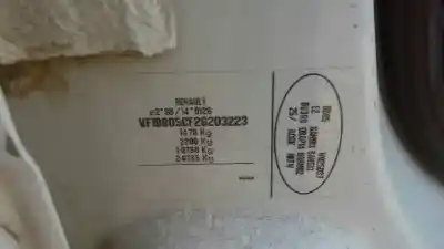 Здавання транспортного засобу renault clio ii fase ii (b/cb0) expression року 2001 потужний d4f712