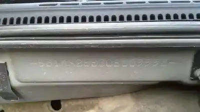 Sloopvoertuig toyota corolla (e12) 2.0 turbodiesel cat van het jaar 2002 aangedreven 1cdftv